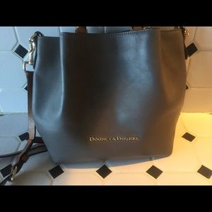 Dooney and Bourke medium crossbody Barlow tote